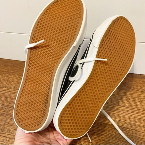 Vans | Unisex High Top Classic Black Skater Shoe Size Women’s 6.5/Men’s 5 - Picture 9 of 9